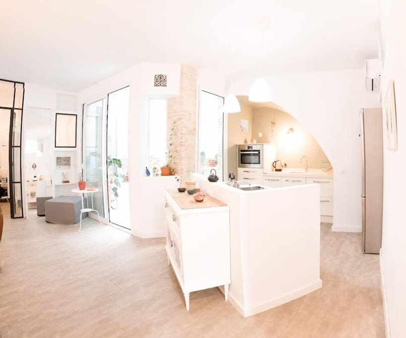 Monkeys Apartments La Artista Seville Ngoại thất bức ảnh